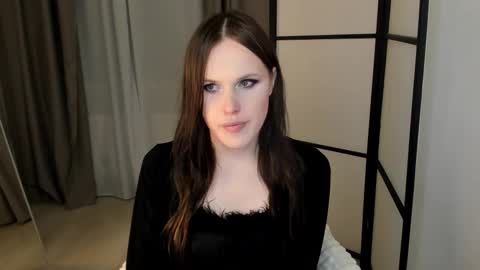 Effie Mur online show from March 12, 8:59 pm