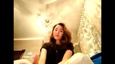 Snapshot of effy007 chatting on December 2, 2:41 pm Effy online show from December 2, 2:41 pm