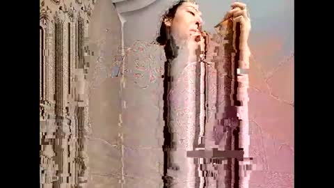 Snapshot of effy007 chatting on March 8, 9:39 am Effy online show from March 8, 9:39 am