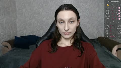 Snapshot of effy_gray chatting on July 5, 12:17 am Anna online show from July 5, 12:17 am