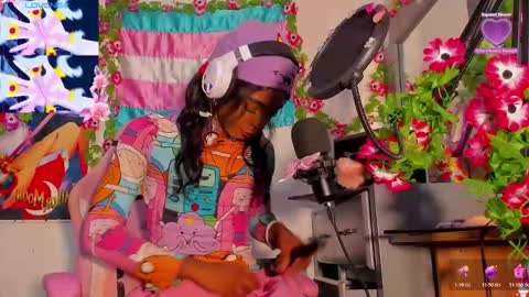 effy_marinn online show from October 21, 2:51 pm