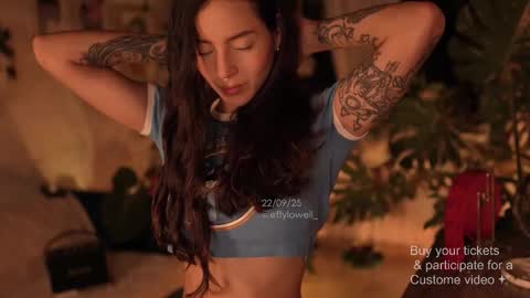 Effy online show from September 23, 2:03 am