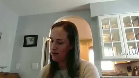 Snapshot of egenovese18 chatting on February 13, 7:21 pm egenovese18 online show from February 13, 7:21 pm