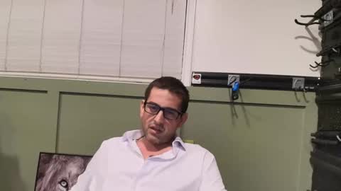 Snapshot of eguevara555500 chatting on May 31, 5:48 am SilverBulture online show from May 31, 5:48 am