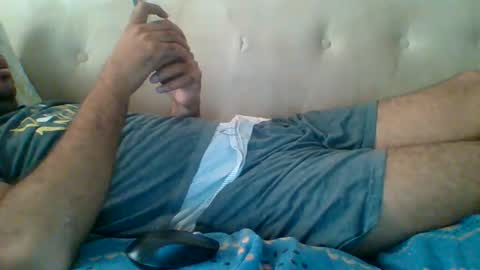 Snapshot of egyman2022 chatting on June 23, 12:58 pm Im momo 35 Egyptian at Dubai online show from June 23, 12:58 pm