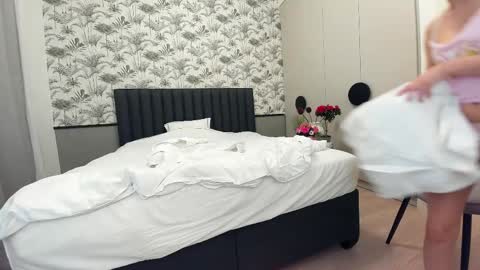 Erik and Alice online show from February 17, 6:20 am