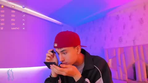 eidan_tay online show from May 12, 12:35 pm