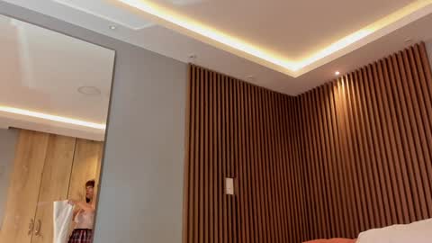 Snapshot of eilin_clio chatting on January 17, 12:31 pm Eilin online show from January 17, 12:31 pm