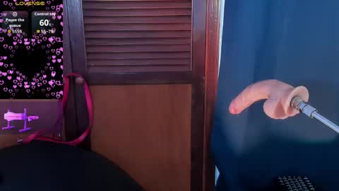 Snapshot of eimy_salome15 chatting on May 4, 6:59 pm eimy_salome15 online show from May 4, 6:59 pm
