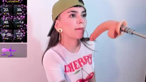 Snapshot of eimy_salome15 chatting on June 5, 7:08 pm eimy_salome15 online show from June 5, 7:08 pm