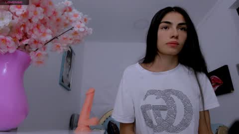 eimy online show from February 6, 11:54 am