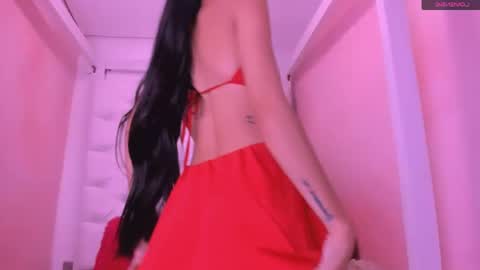 Snapshot of eimy_skinny chatting on April 28, 2:33 pm eimy online show from April 28, 2:33 pm