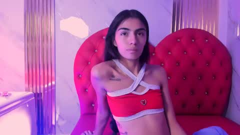 Snapshot of eimy_skinny chatting on May 23, 1:26 pm eimy online show from May 23, 1:26 pm