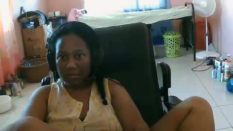 Snapshot of eirondra_valeen chatting on October 14, 12:50 pm Eirondra Valeen online show from October 14, 12:50 pm