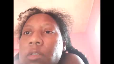 Eirondra Valeen online show from November 16, 10:21 am