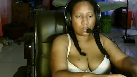 Eirondra Valeen online show from March 31, 1:18 am