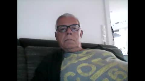 Snapshot of eisbaer1957 chatting on June 3, 5:51 pm eisbaer1957 online show from June 3, 5:51 pm