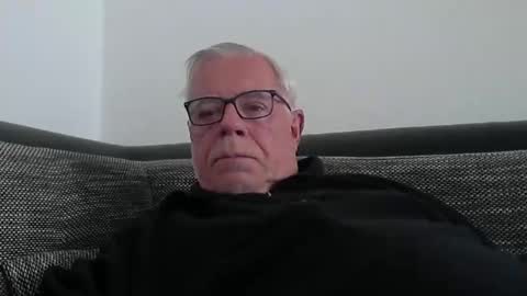 Snapshot of eisbaer1957 chatting on June 7, 6:06 am eisbaer1957 online show from June 7, 6:06 am