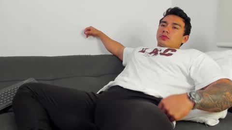 EITHAN CONOR online show from November 22, 1:59 am