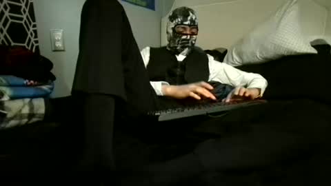 Snapshot of el_mdzzz chatting on May 24, 6:35 pm el_mdzzz online show from May 24, 6:35 pm