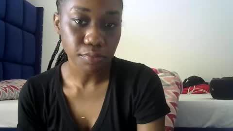 Snapshot of el_petite chatting on March 12, 12:04 pm petite online show from March 12, 12:04 pm