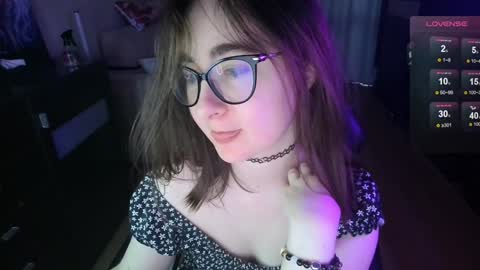 If you like it when I meow give me a thumbs up online show from December 13, 12:17 pm