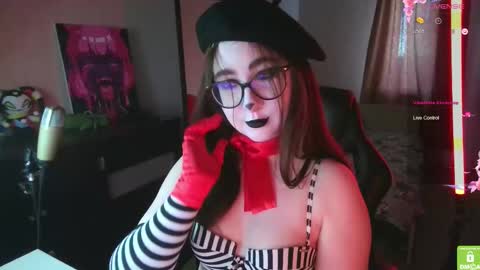 If you like it when I meow give me a thumbs up online show from October 21, 8:15 am