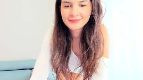 Ela online show from September 28, 6:41 am