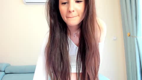 Ela online show from October 6, 6:44 am