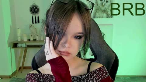 Your sweet girl online show from December 4, 11:41 am