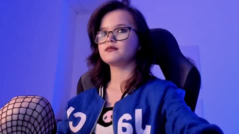 Your sweet girl online show from December 15, 1:46 am