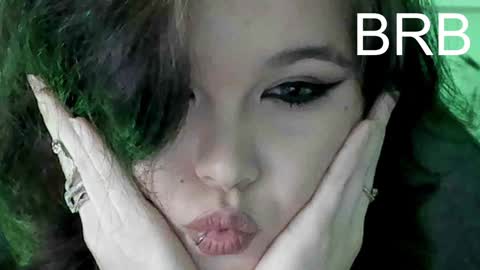 Your sweet girl online show from December 19, 8:44 pm