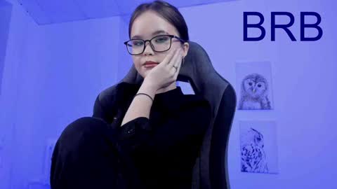 Your sweet girl online show from January 14, 7:32 pm