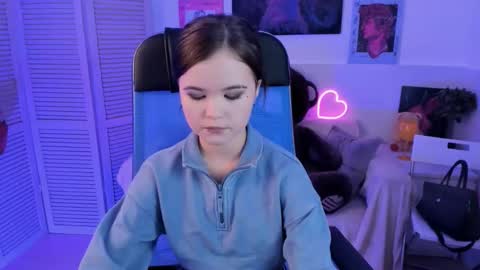 Your sweet girl online show from September 11, 7:14 pm