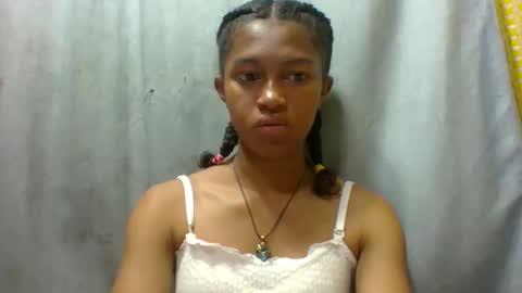 Snapshot of elaliealdy chatting on September 17, 6:37 am elaliealdy online show from September 17, 6:37 am