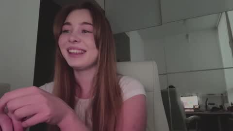 Lora online show from March 9, 2:54 pm