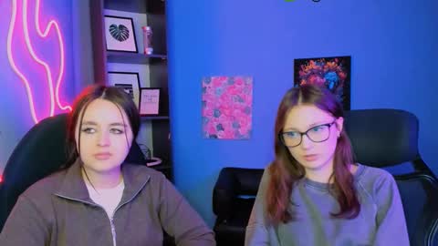 elani online show from February 12, 3:51 pm