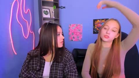 Elara online show from March 19, 12:20 pm