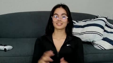Snapshot of elarahayes chatting on April 13, 4:23 pm Elara Hayes online show from April 13, 4:23 pm