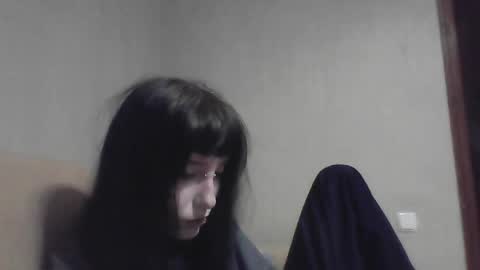 Snapshot of elaynetanton chatting on May 8, 5:18 pm Lia online show from May 8, 5:18 pm