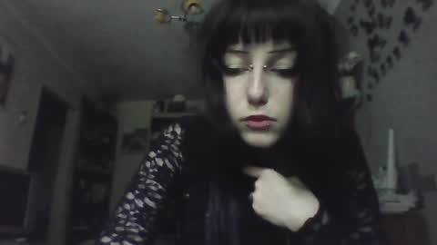 Snapshot of elaynetanton chatting on May 13, 4:15 pm Lia online show from May 13, 4:15 pm