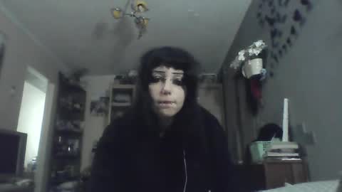 Snapshot of elaynetanton chatting on June 6, 11:20 pm Lia online show from June 6, 11:20 pm