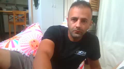 Snapshot of elcondorxo509107 chatting on November 17, 2:17 am daniel18cmx online show from November 17, 2:17 am