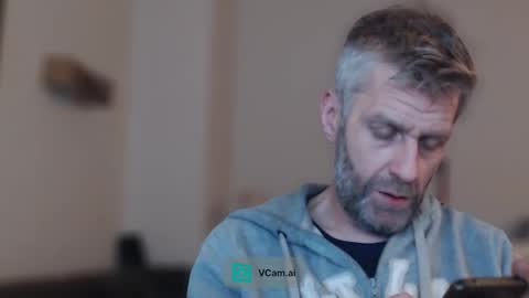 Snapshot of elculiador2207 chatting on October 10, 1:26 am Timm online show from October 10, 1:26 am