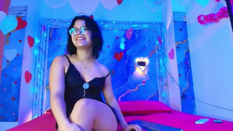 Snapshot of eleanor_rigby5 chatting on February 1, 3:38 am Eleanor Rigby online show from February 1, 3:38 am