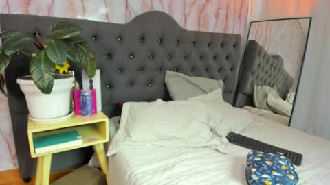 Elecktra online show from November 5, 8:09 pm