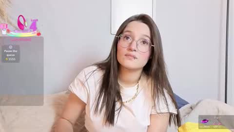 Elecktra online show from February 24, 7:45 pm