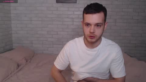 Alex online show from December 10, 8:08 am