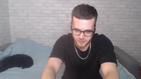 Alex online show from February 12, 6:40 pm