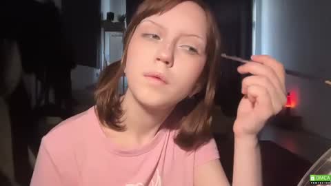 Snapshot of electric_woman chatting on July 6, 7:49 am Aleksa online show from July 6, 7:49 am